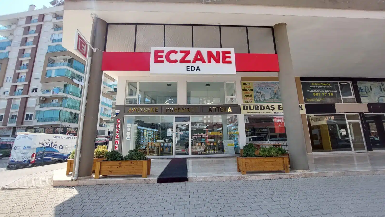 eczane dış cephe tasarımı