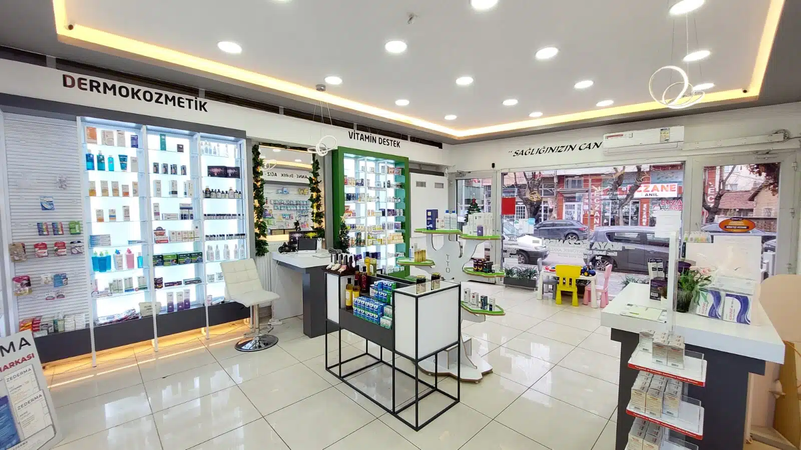 eczane dekorasyonu -eskişehir - maya eczanesi