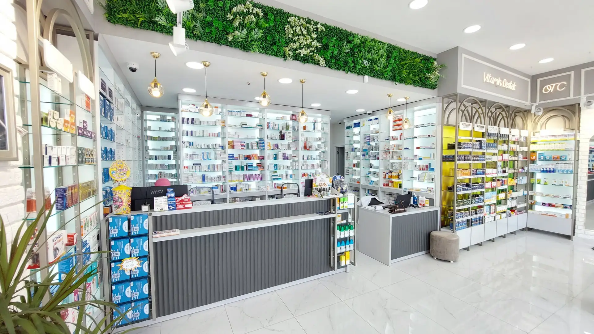 Arnavutköy Eczane Dekorasyonu